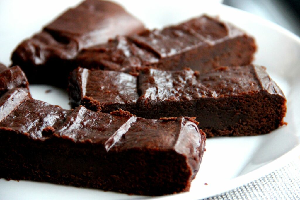 Zdrowe ciasto brownie przygotowane w 5 minut